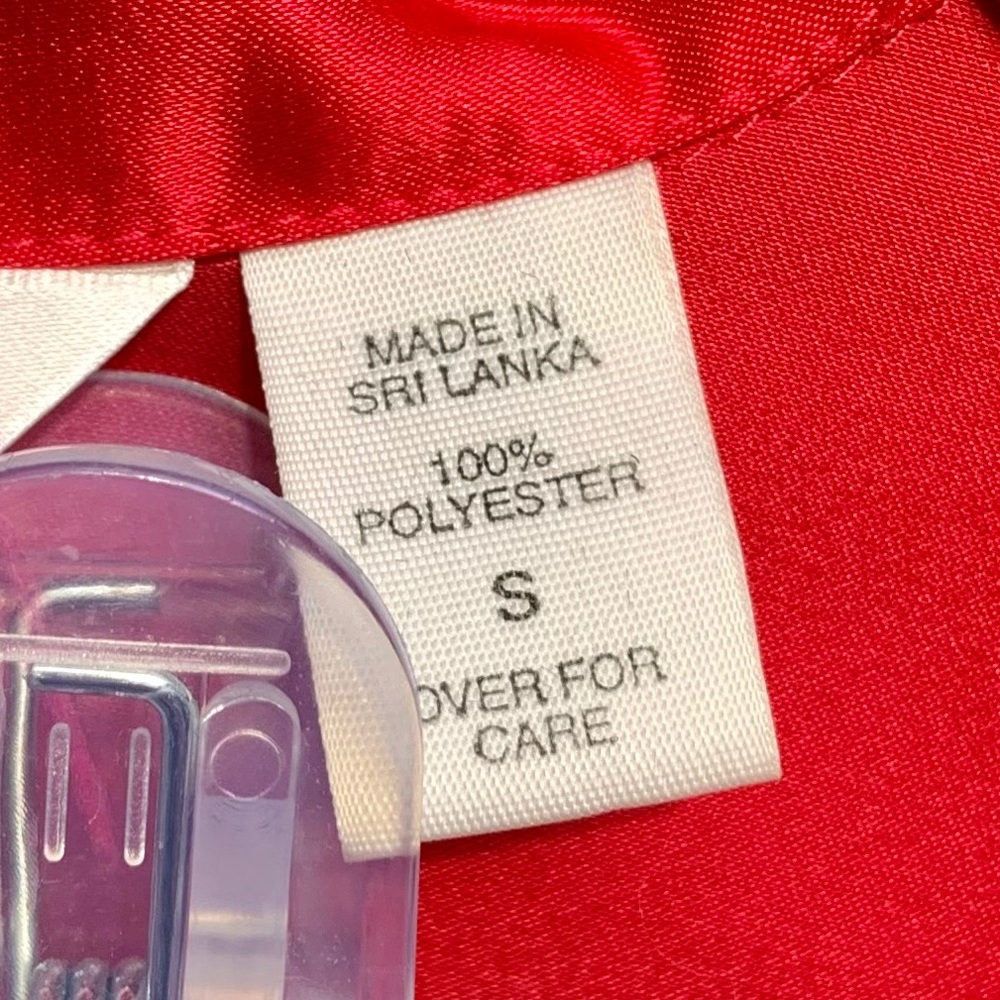 🌻Victoria's Secret Red Satin Pajama Set sz Small - Picture 8 of 14